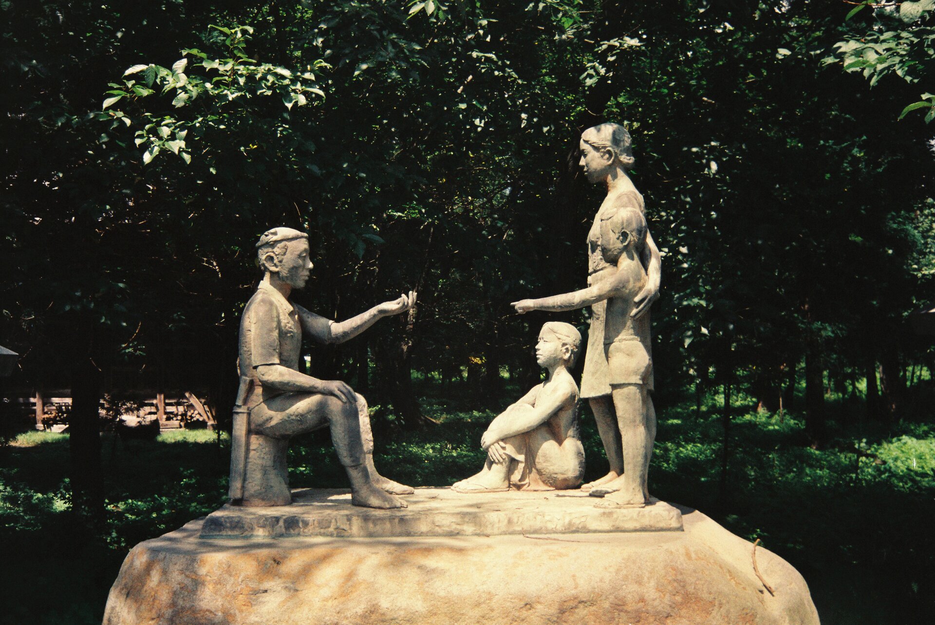 Head sculpture statue