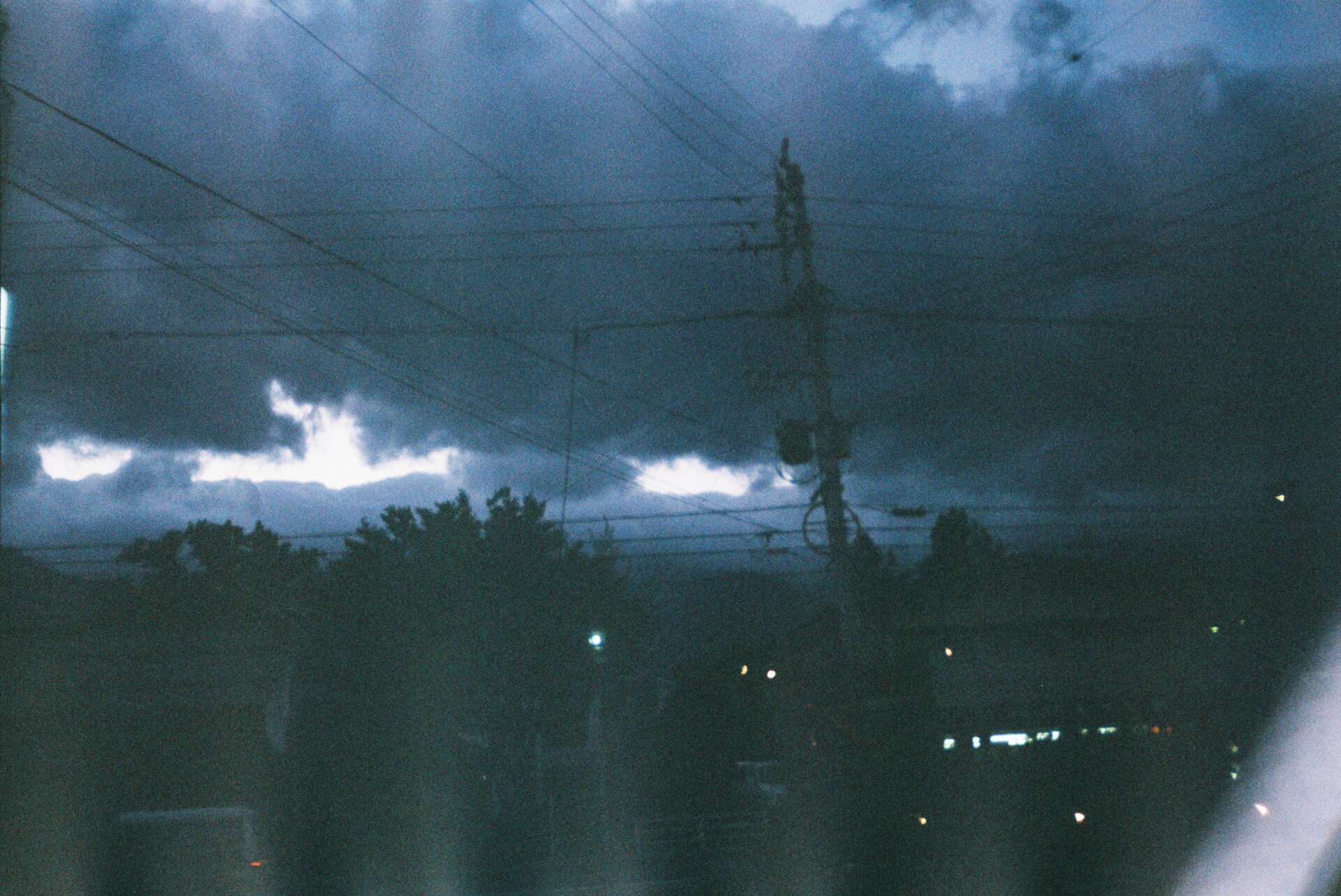 Overhead power line electricity cloud