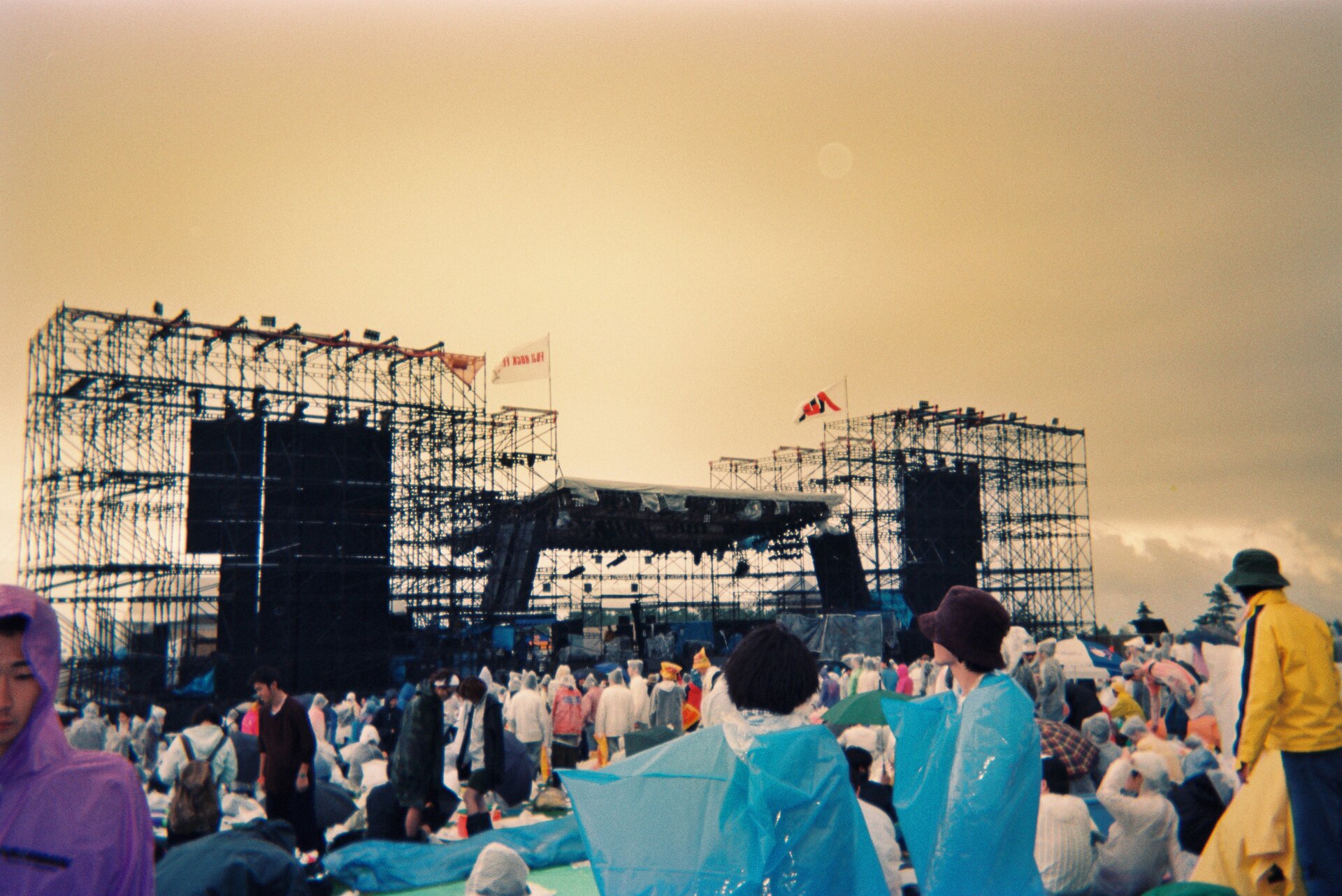 People crowd entertainment